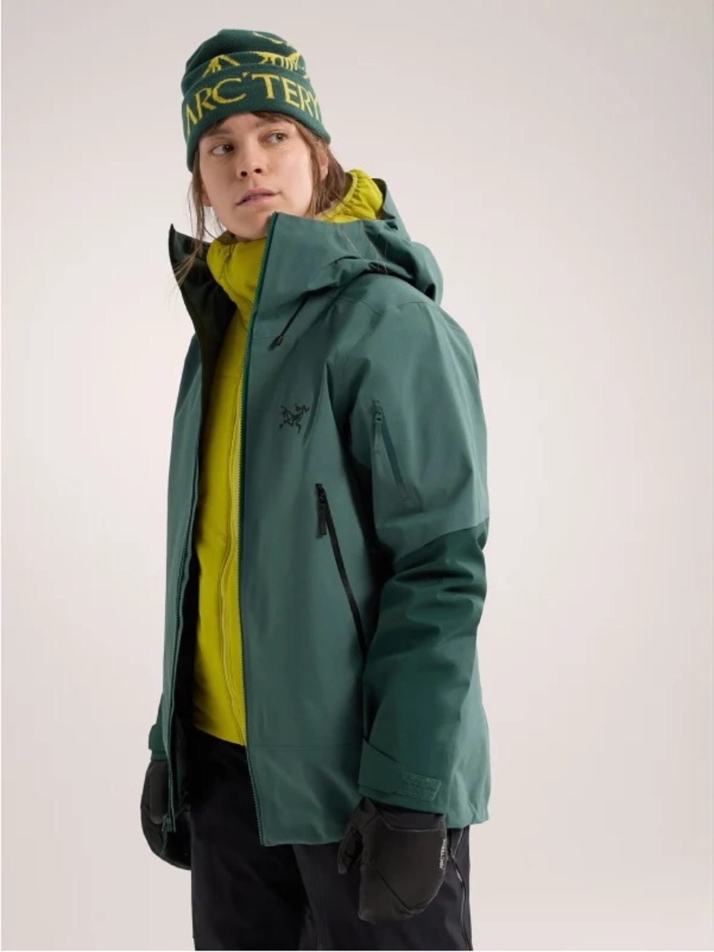 Arc'teryx women’s Green Goretex Shell Jacket